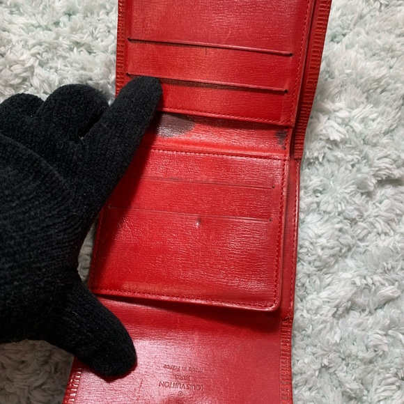 Epi Short Wallet Red - Picture 9 of 14